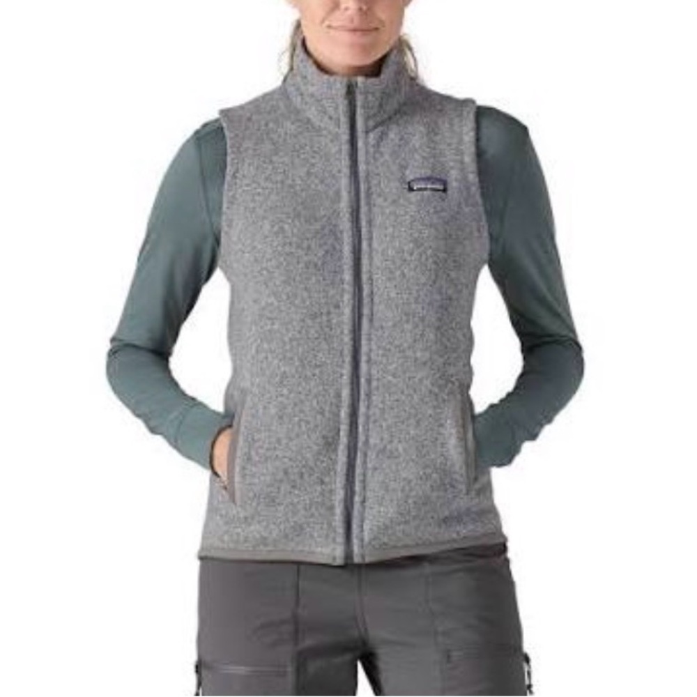EUC•Patagonia women’s size large BETTER SWEATER FLEECE VEST-gray